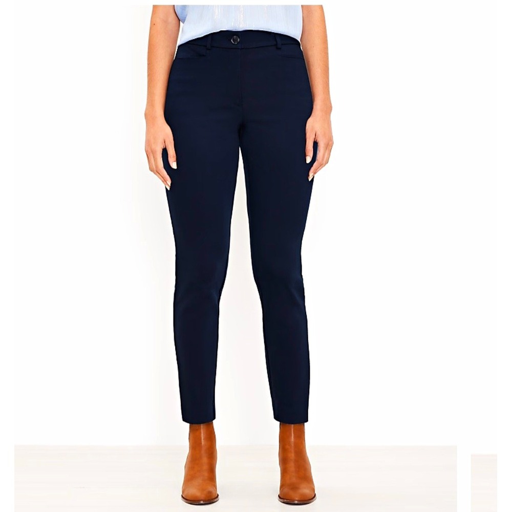 LOFT The Sutton Skinny Pants 8T Navy Blue Ankle Trousers Career Wear Minimalist